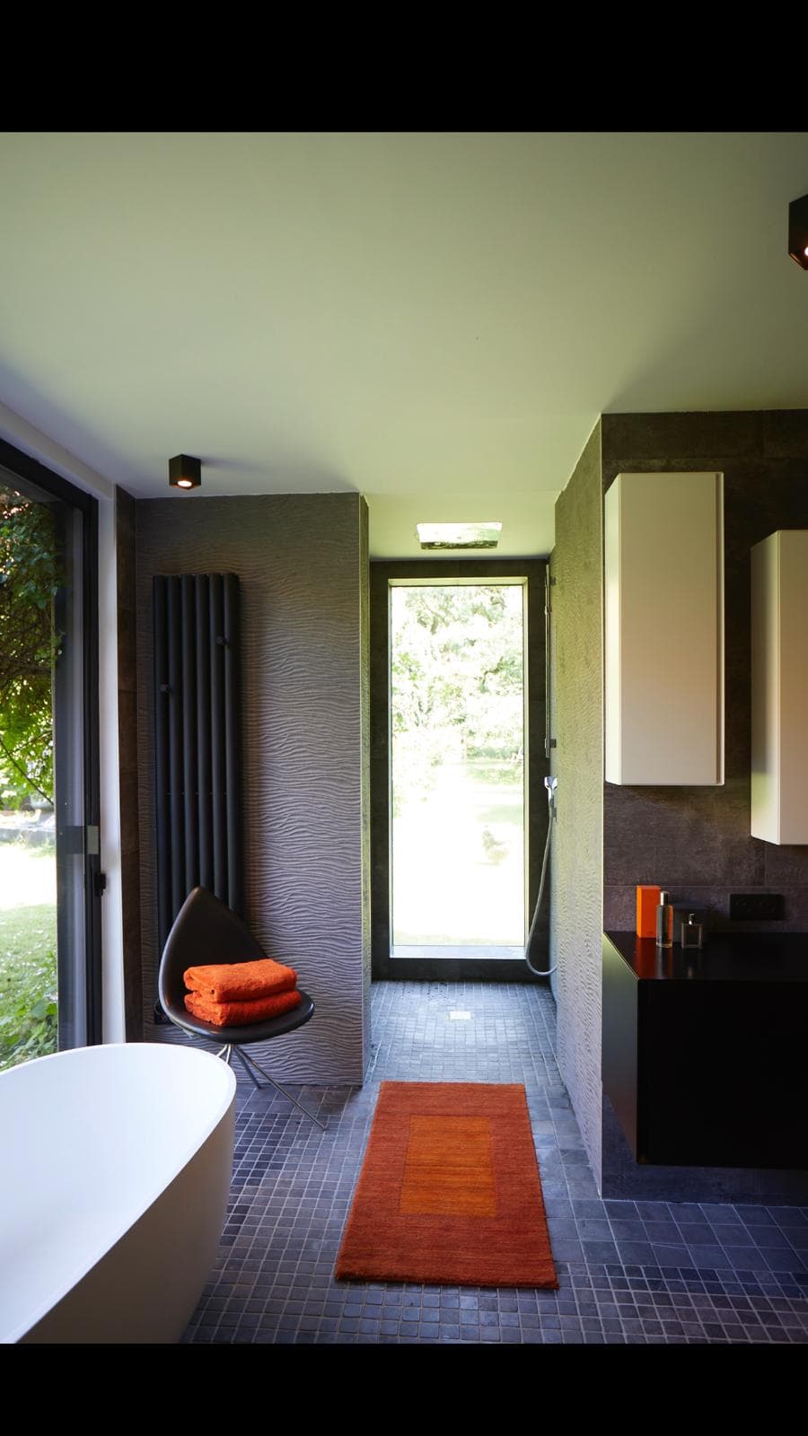 Mur en bois mosaïque sur-mesure